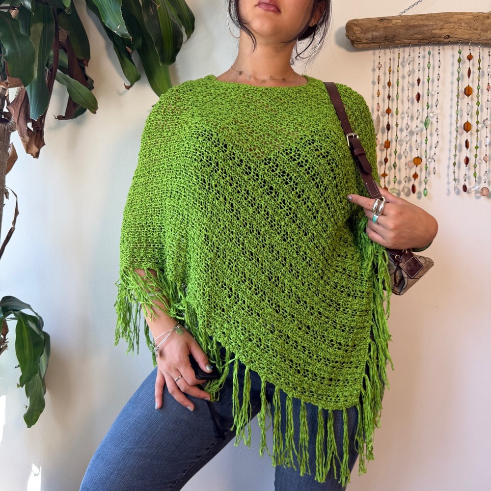 Chico's Chartreuse Green Knit Fringe Poncho Y2K Boho Chic Lagenlook Whimsy OS